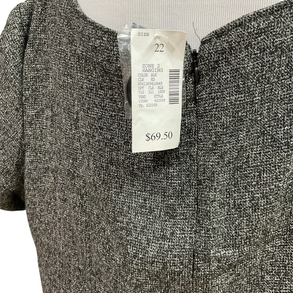 Lane Bryant Women's Size 22 Sheath Dress Wool Look NWT Pleated Accent Button - Picture 9 of 9